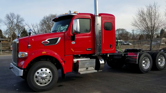 Semi Truck With Sleeper